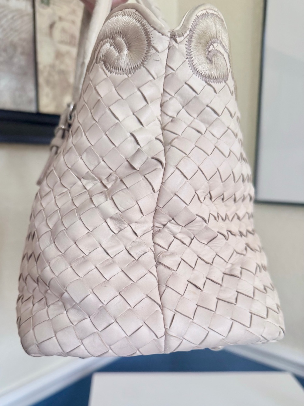 Bottega Veneta Embroidered Nappa Leather Intrecciato Tote Shoulder Bag - Picture 6 of 15